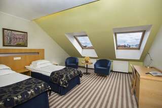 Отель Hotel London by Tartuhotels Тарту Двухместный номер с 1 кроватью или 2 отдельными кроватями-3
